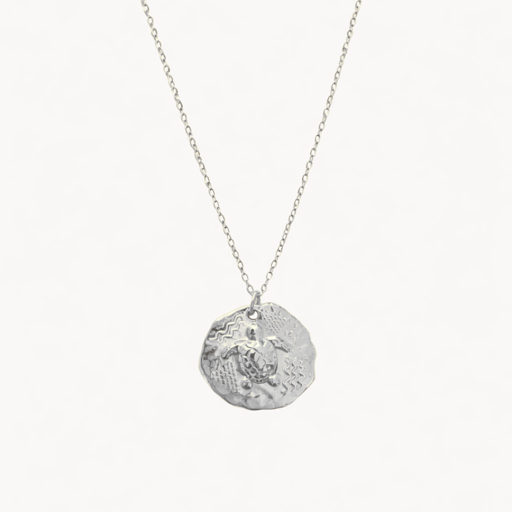 Collar Turtle